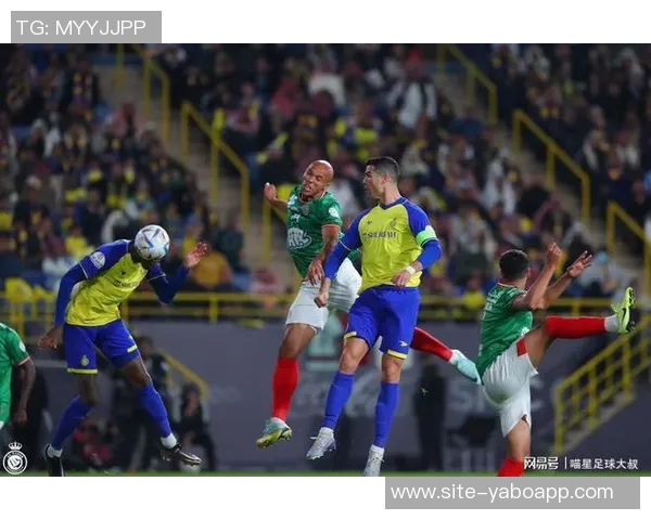 三球半场表现平平12投4中贡献12分4板3助3失误状态需提升